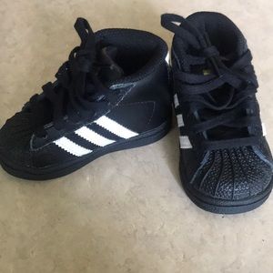 Toddler sneakers